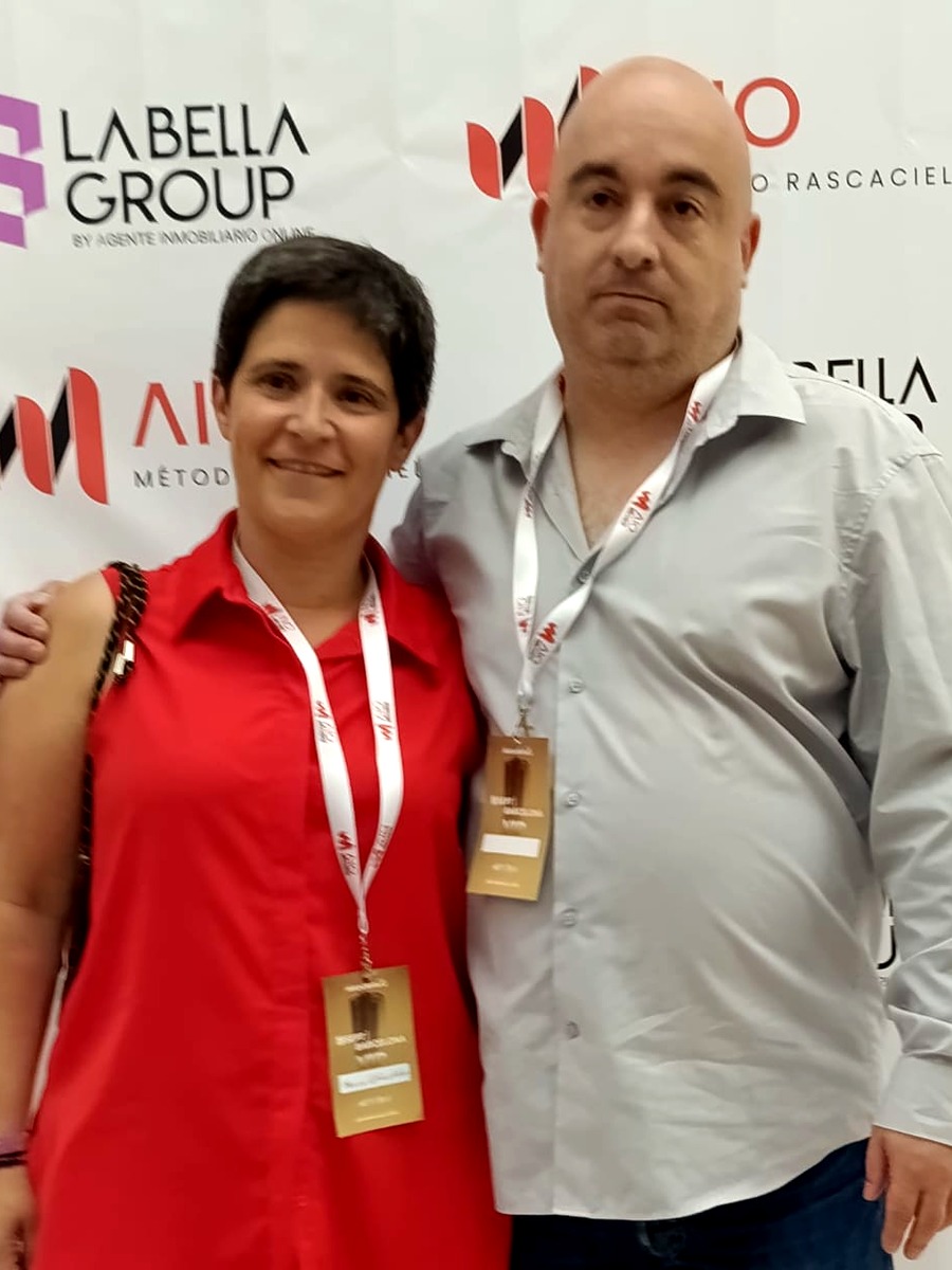 David Ruiz y Marisa Roldán en el evento Rascacielos de AIO en Barcelona